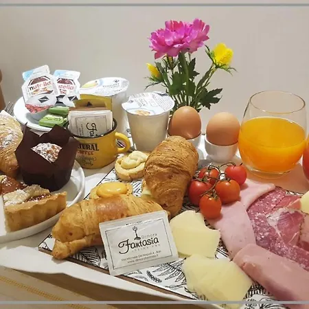 Dimora Fantasia Charme Alojamento de Acomodação e Pequeno-almoço *